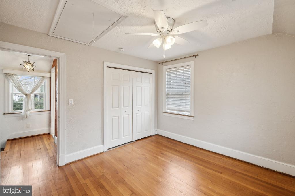 3808 N PERSHING DRIVE