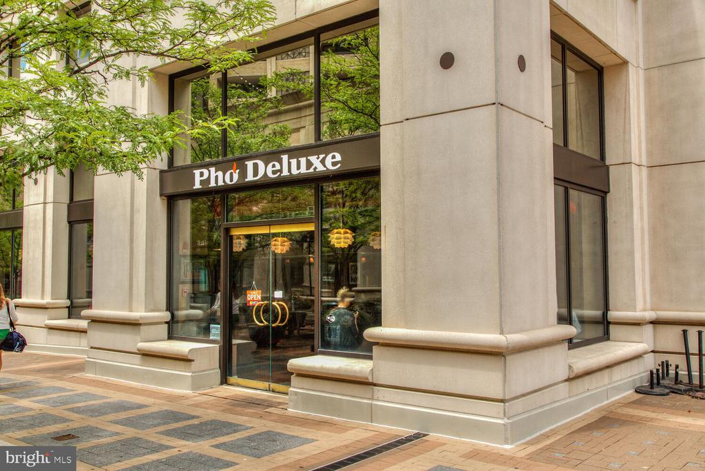 101 S LEXINGTON STREET