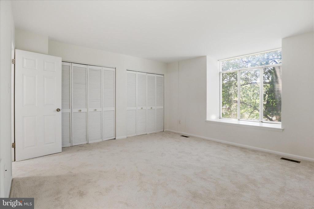 656 15TH STREET S Unit: 2