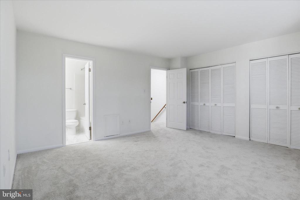 656 15TH STREET S Unit: 2