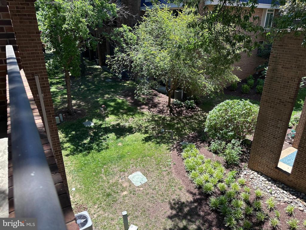 656 15TH STREET S Unit: 2