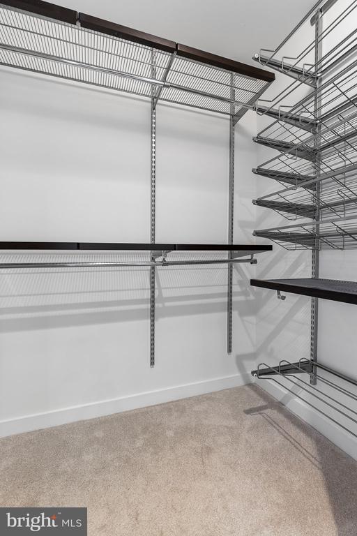 910 POWHATAN STREET Unit: 201N