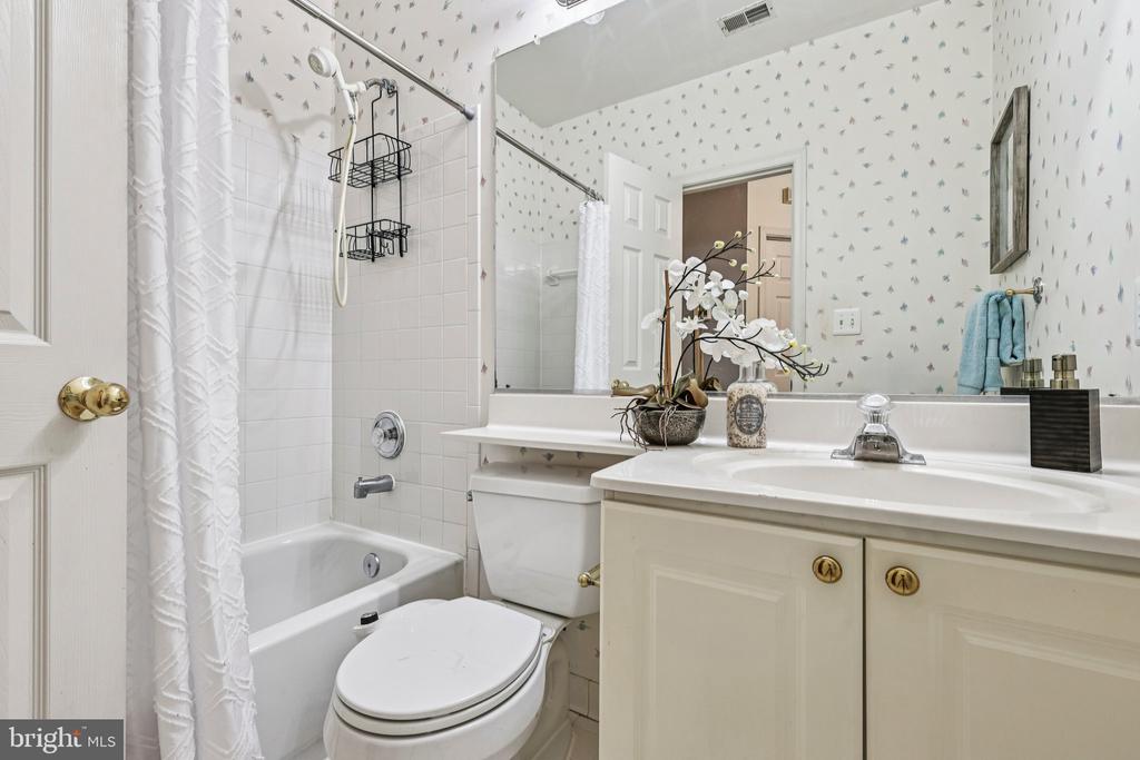 4681 LAWTON WAY Unit: 103