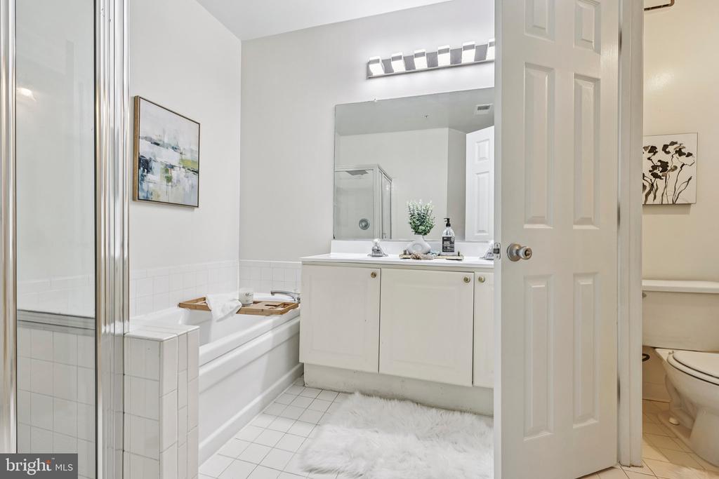 4681 LAWTON WAY Unit: 103
