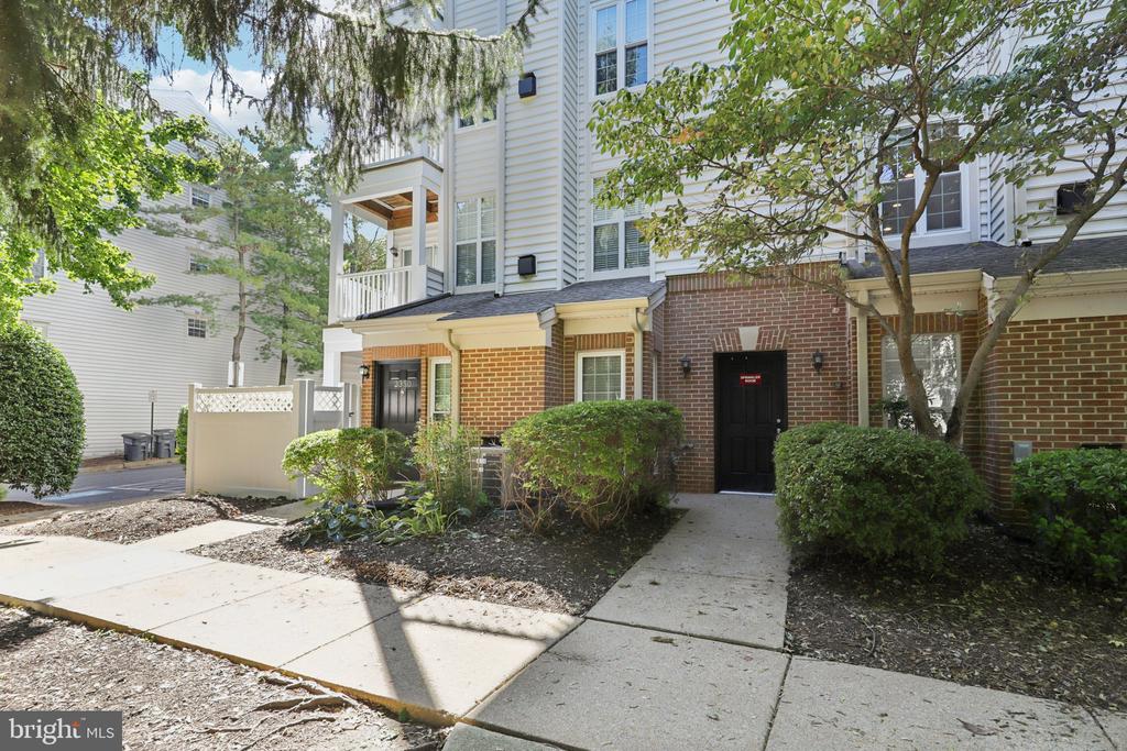 4681 LAWTON WAY Unit: 103