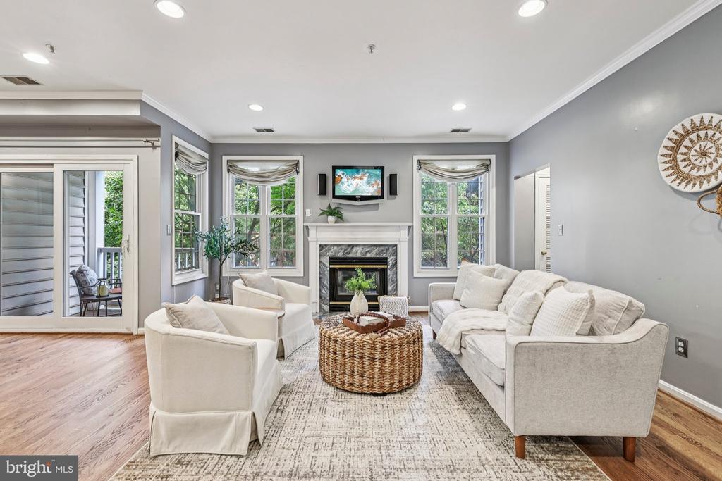 4681 LAWTON WAY Unit: 103