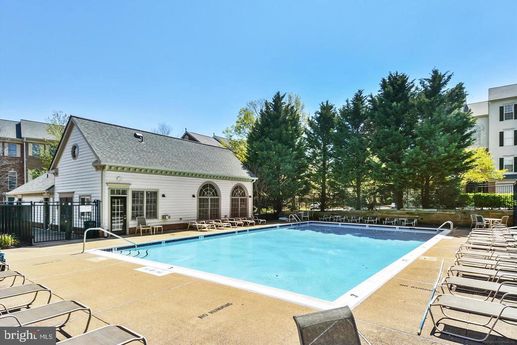 4681 LAWTON WAY Unit: 103