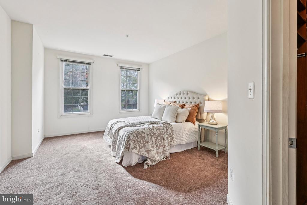 4681 LAWTON WAY Unit: 103