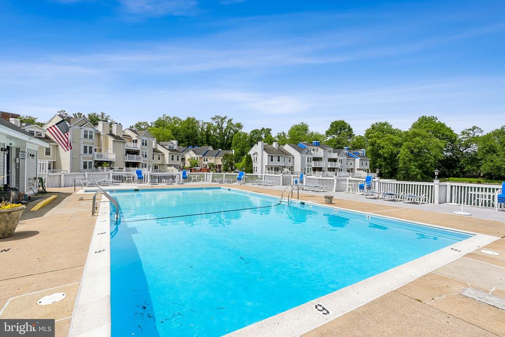 3316 LAKESIDE VIEW DRIVE 3-7