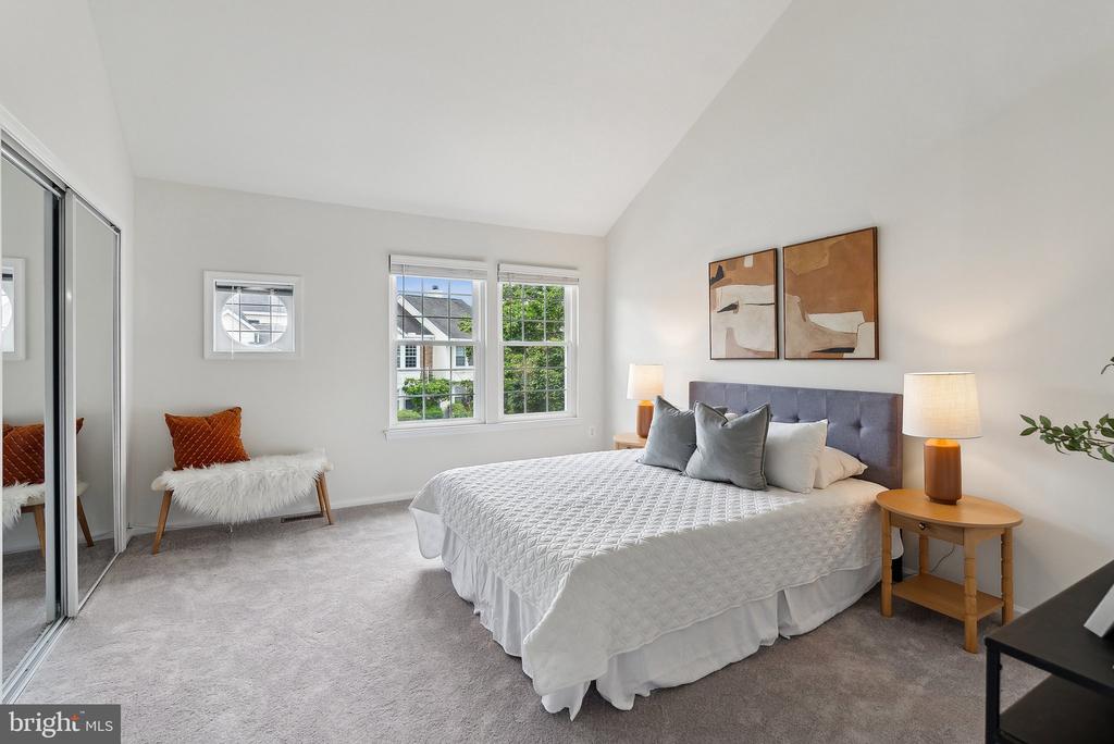 3316 LAKESIDE VIEW DRIVE 3-7