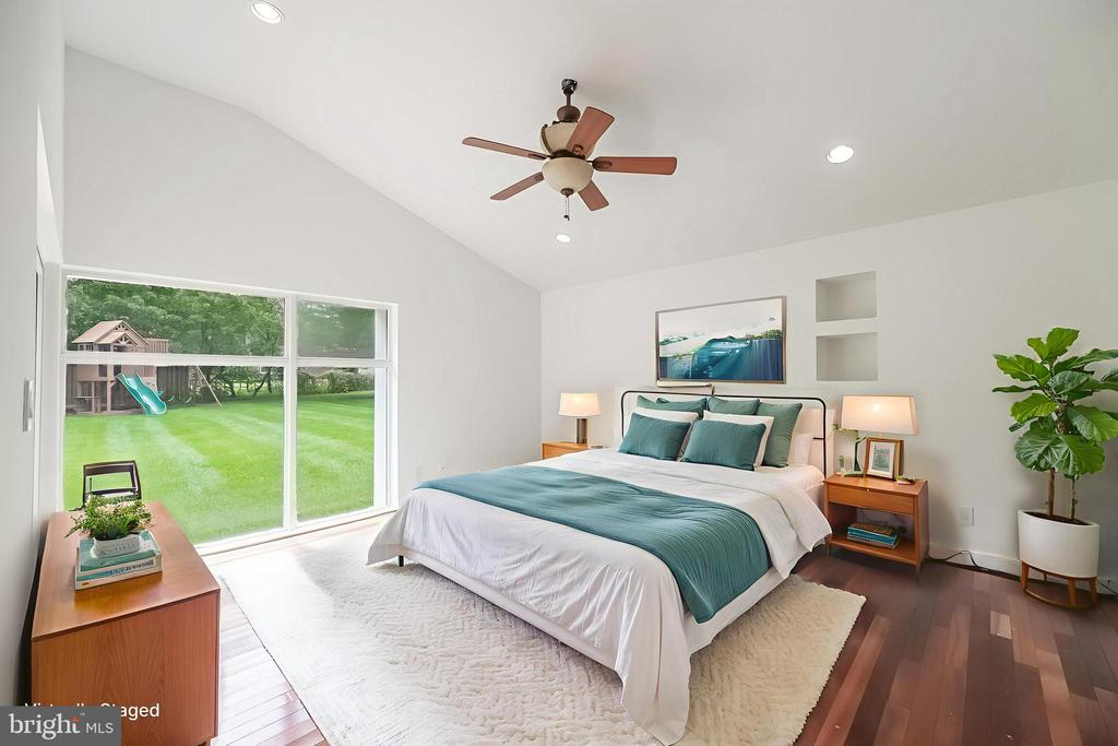 5923 WESTRIDGE COURT