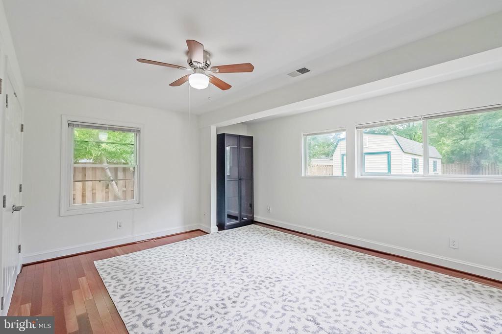 5923 WESTRIDGE COURT