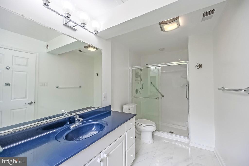 5923 WESTRIDGE COURT