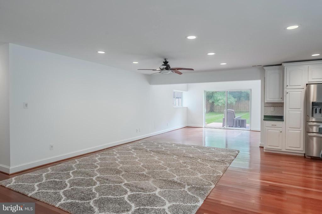 5923 WESTRIDGE COURT