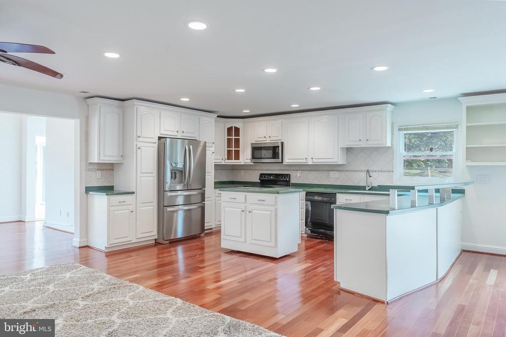 5923 WESTRIDGE COURT