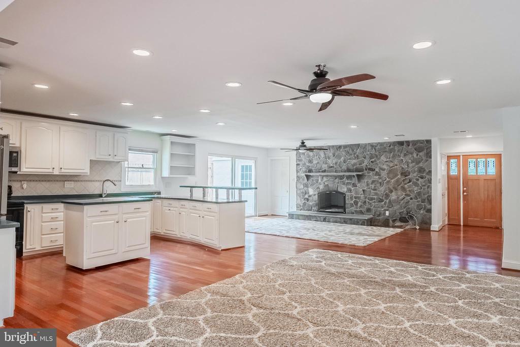 5923 WESTRIDGE COURT