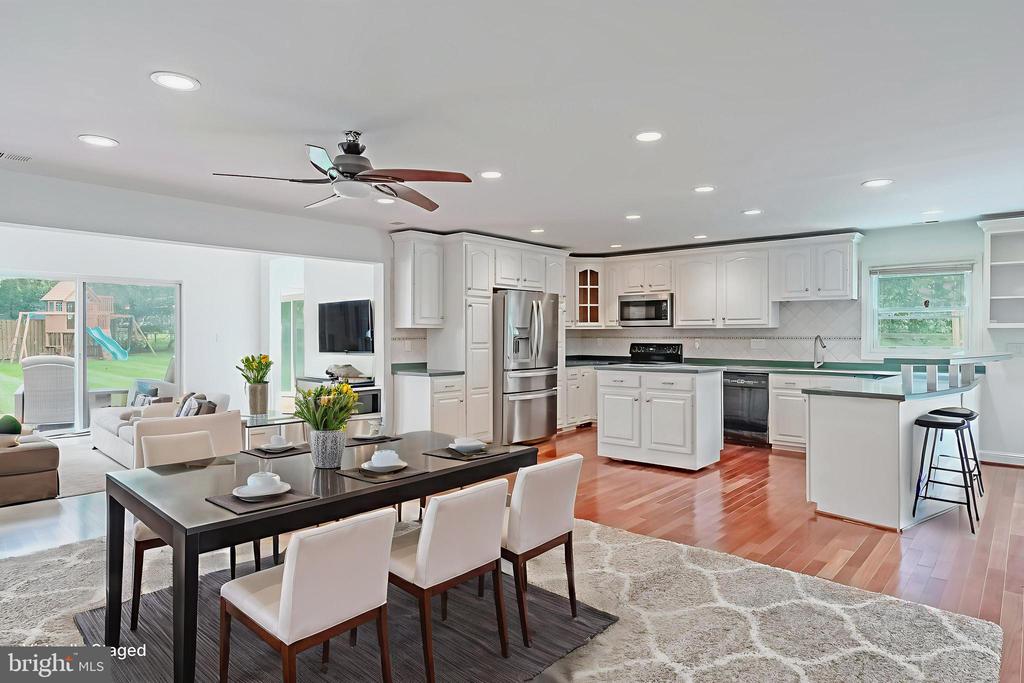 5923 WESTRIDGE COURT