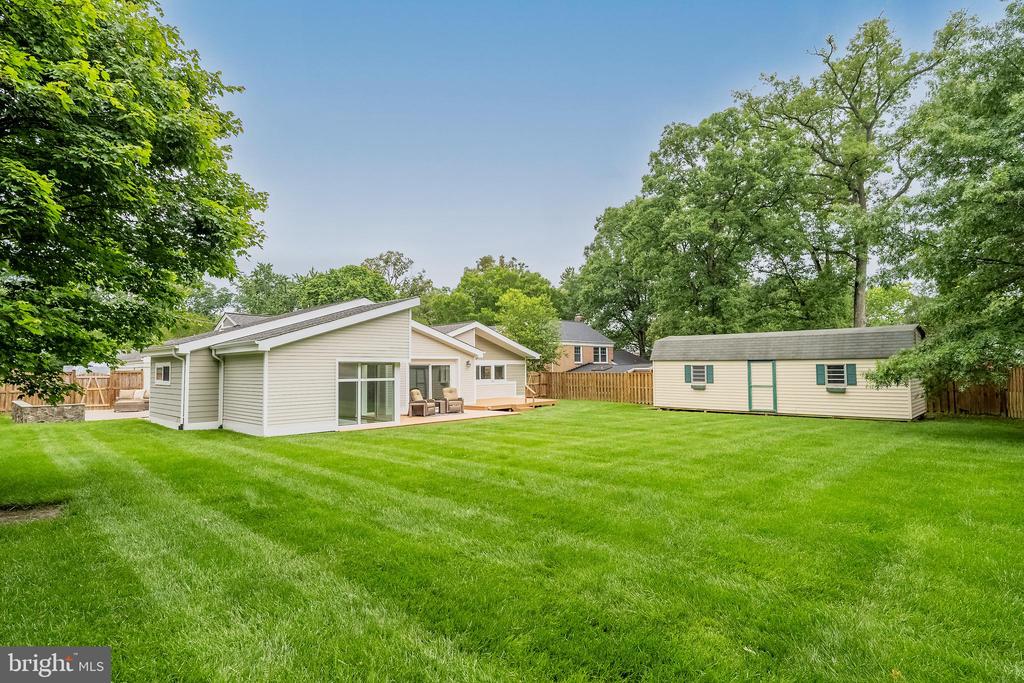 5923 WESTRIDGE COURT