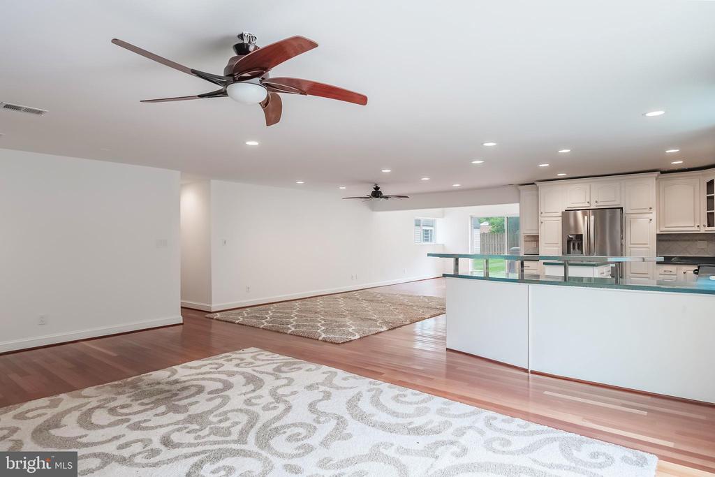 5923 WESTRIDGE COURT