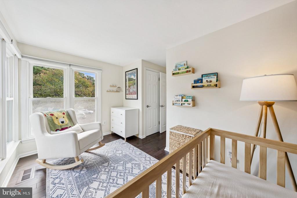 1692 OAKTREE COURT
