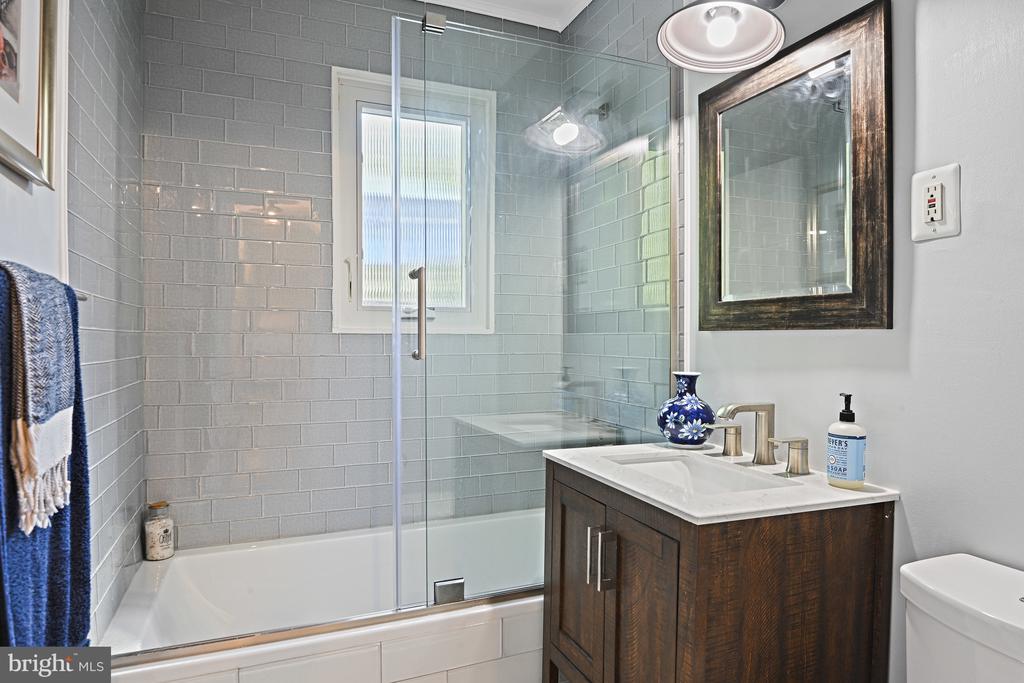 6602 JERRY PLACE