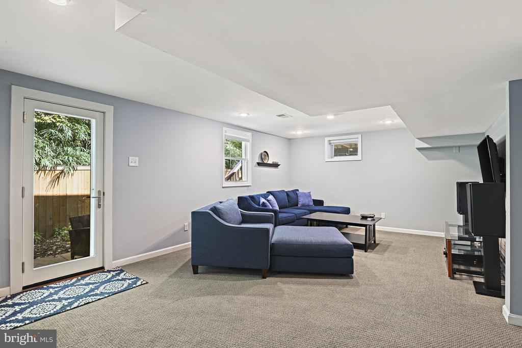 6602 JERRY PLACE