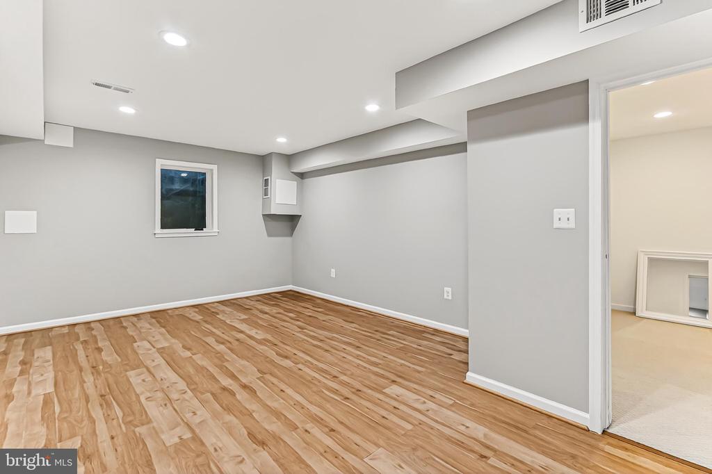 2005 HIGHBORO WAY