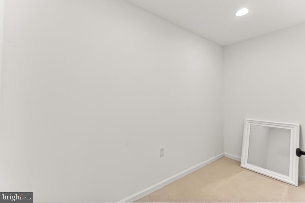 2005 HIGHBORO WAY