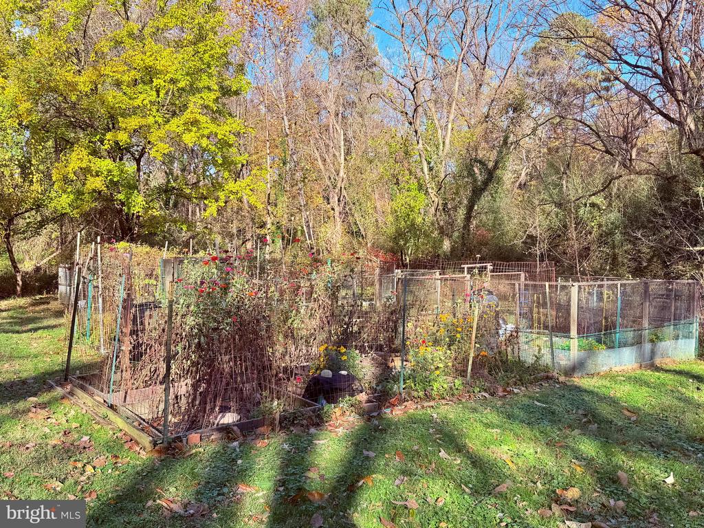 2005 HIGHBORO WAY
