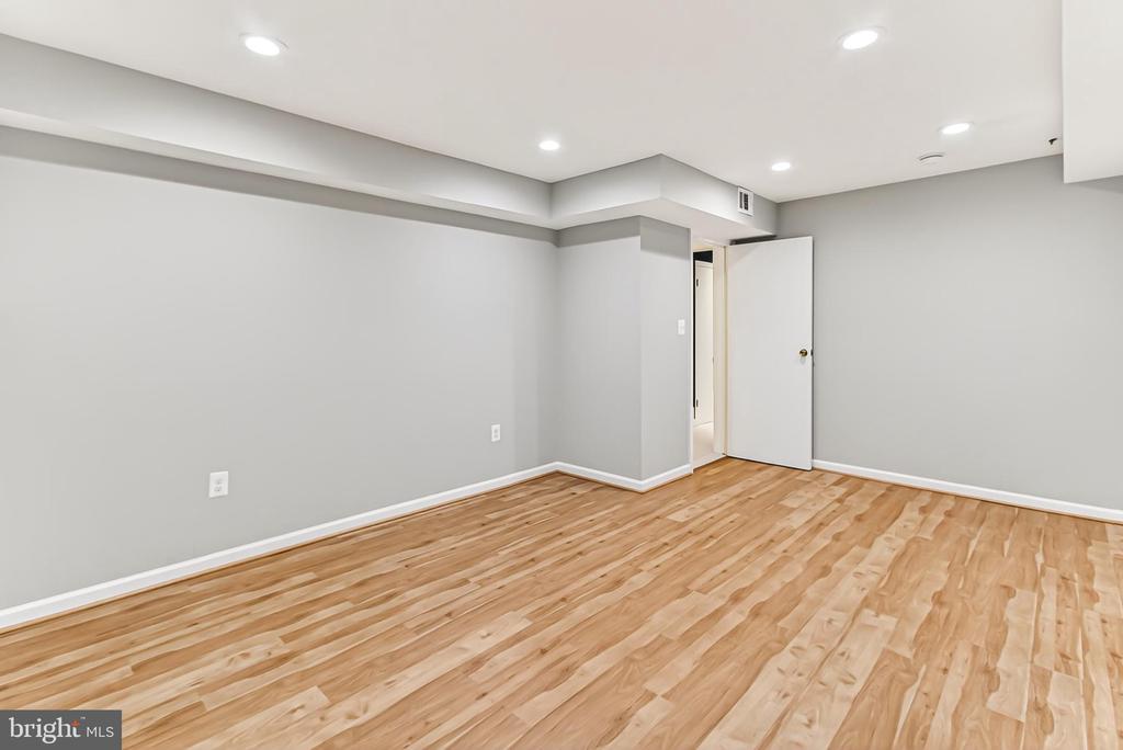 2005 HIGHBORO WAY