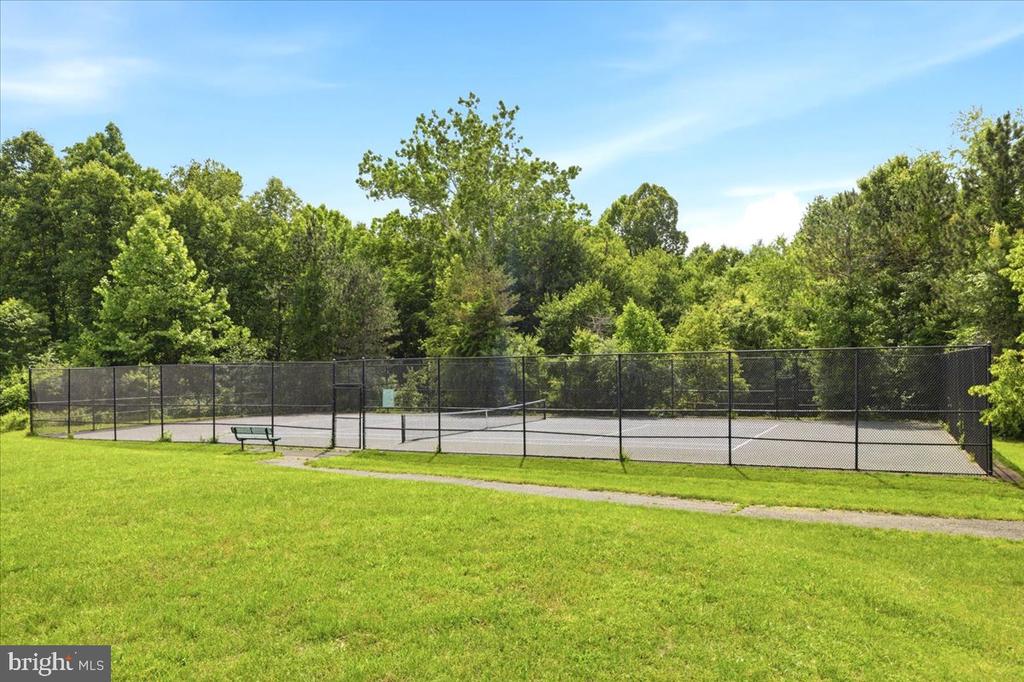 4127 FOUNTAINSIDE LANE Unit: 201