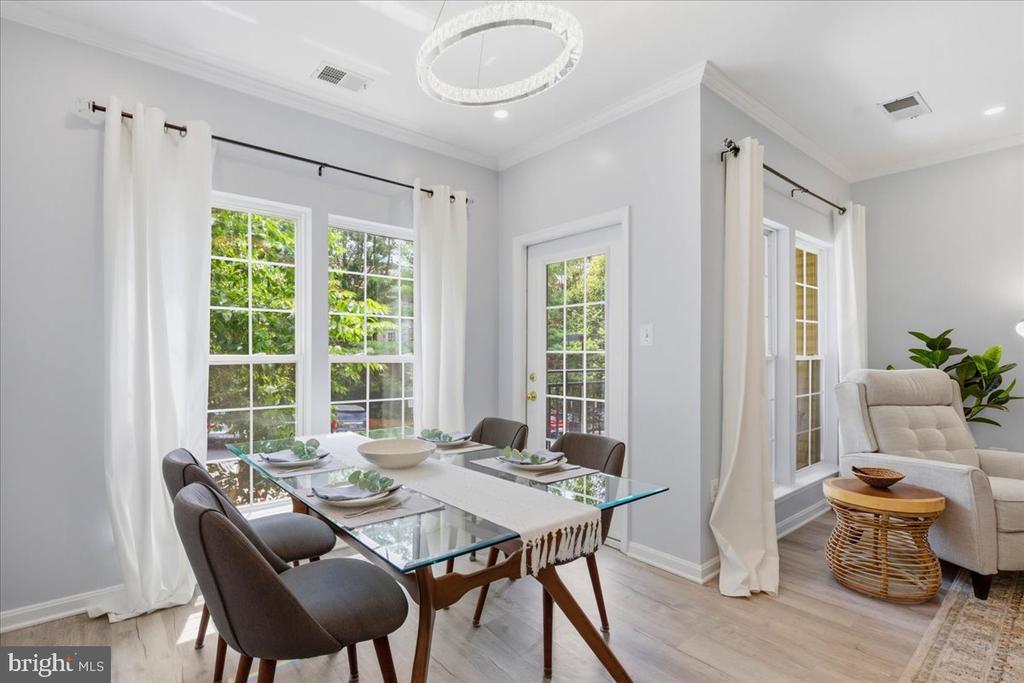 4127 FOUNTAINSIDE LANE Unit: 201