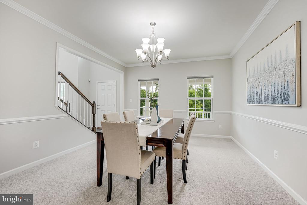 2332 HARMSWORTH DRIVE