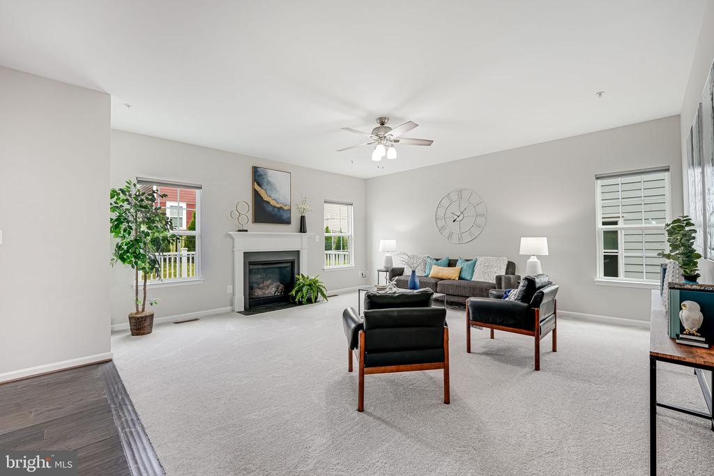 2332 HARMSWORTH DRIVE