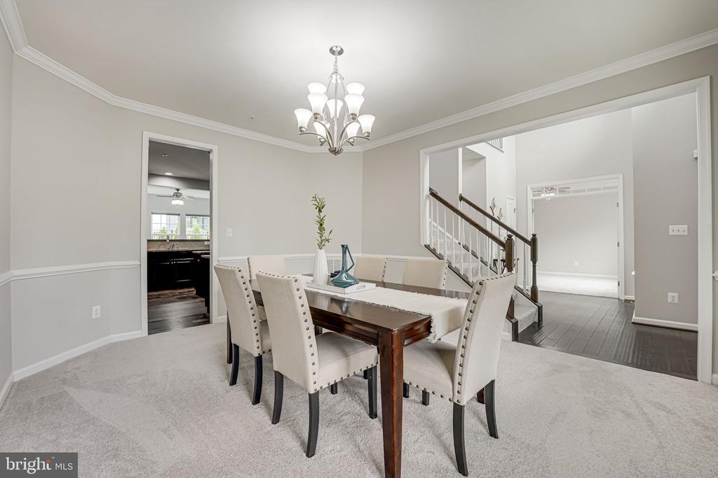 2332 HARMSWORTH DRIVE