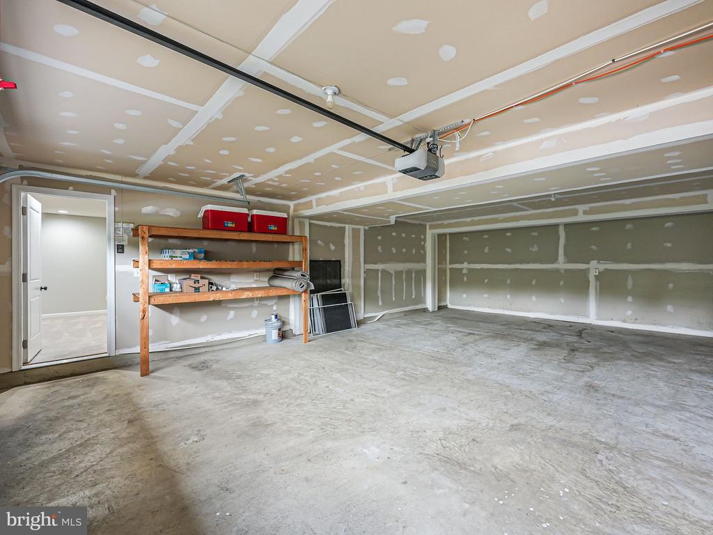 2332 HARMSWORTH DRIVE