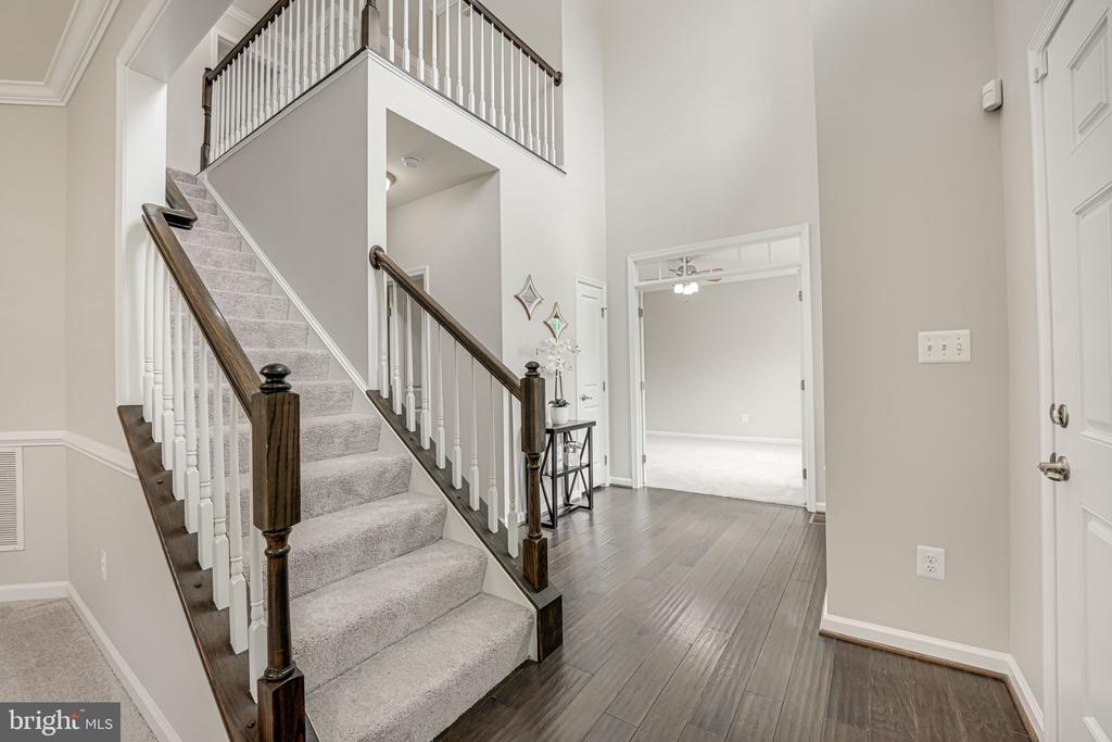 2332 HARMSWORTH DRIVE