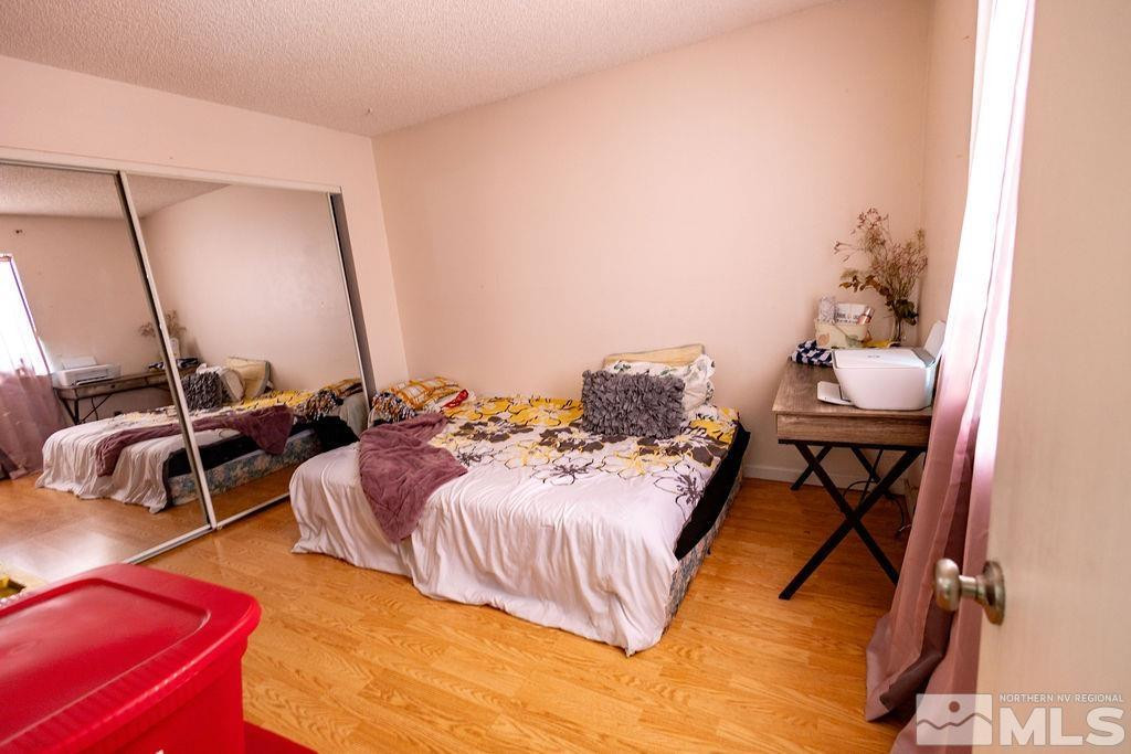 1029 Bradley Square