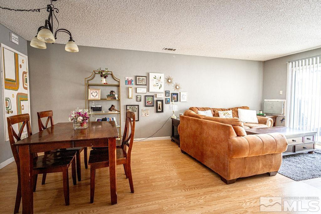 1029 Bradley Square