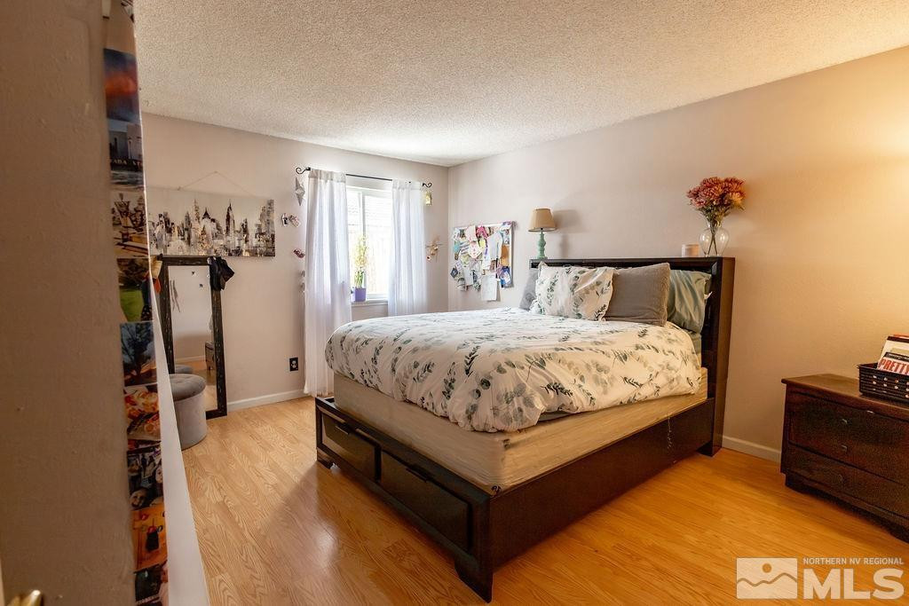 1029 Bradley Square