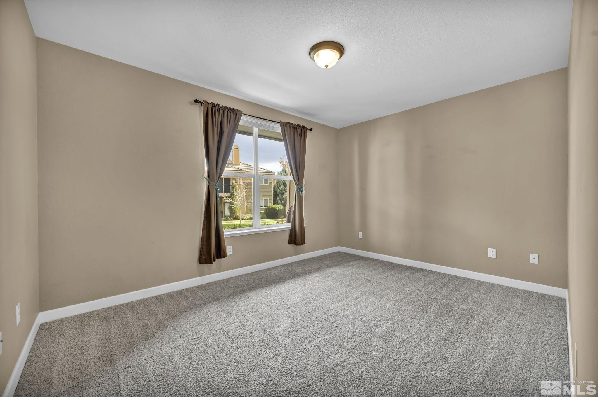 4876 Bougainvillea