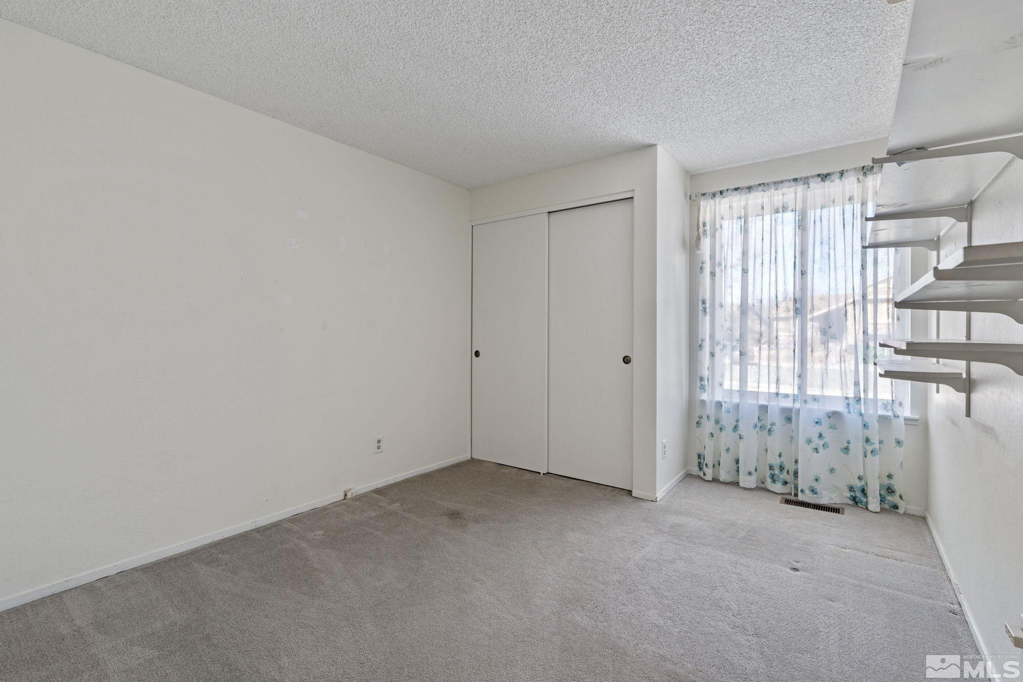 1505 Shadow Lane