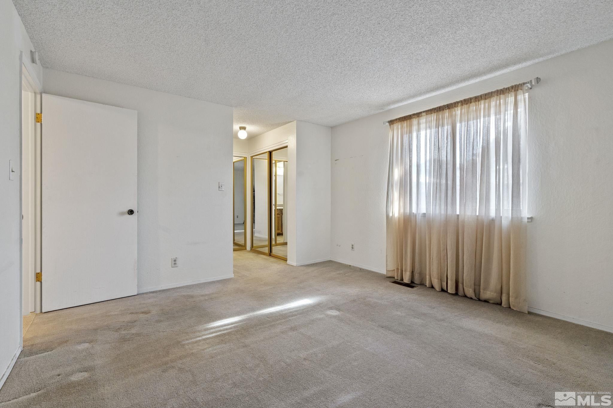 1505 Shadow Lane