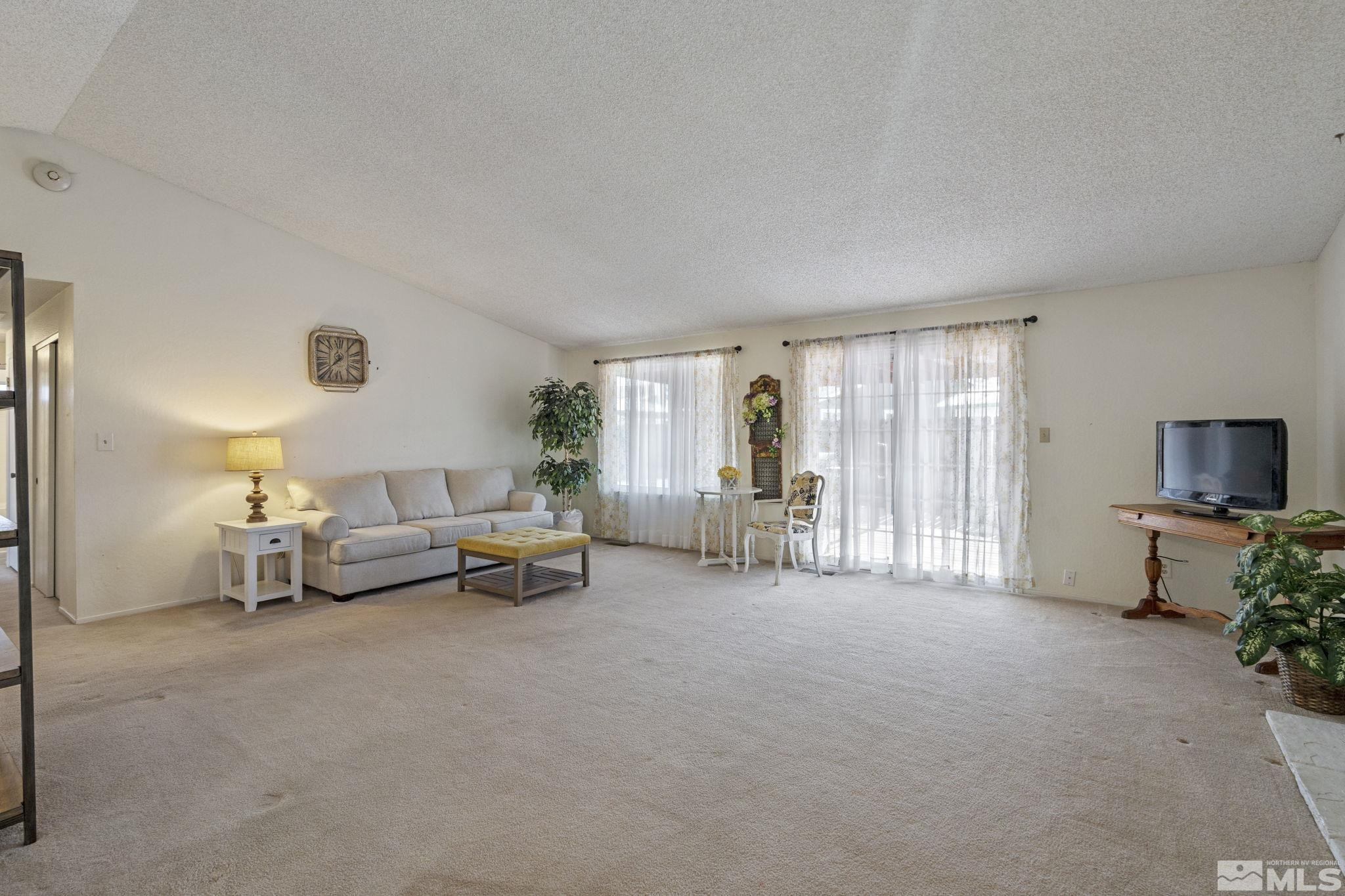 1505 Shadow Lane