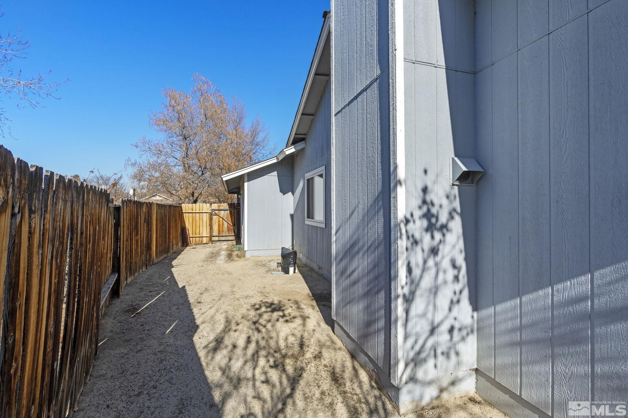 1505 Shadow Lane