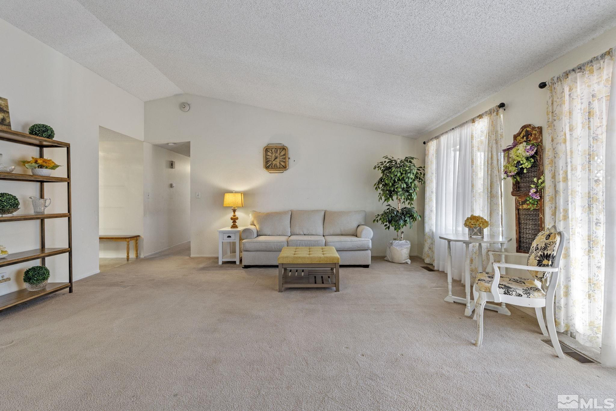 1505 Shadow Lane
