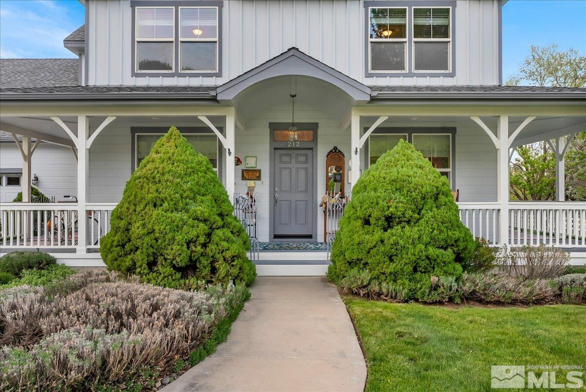 212 Foothill Meadows Court