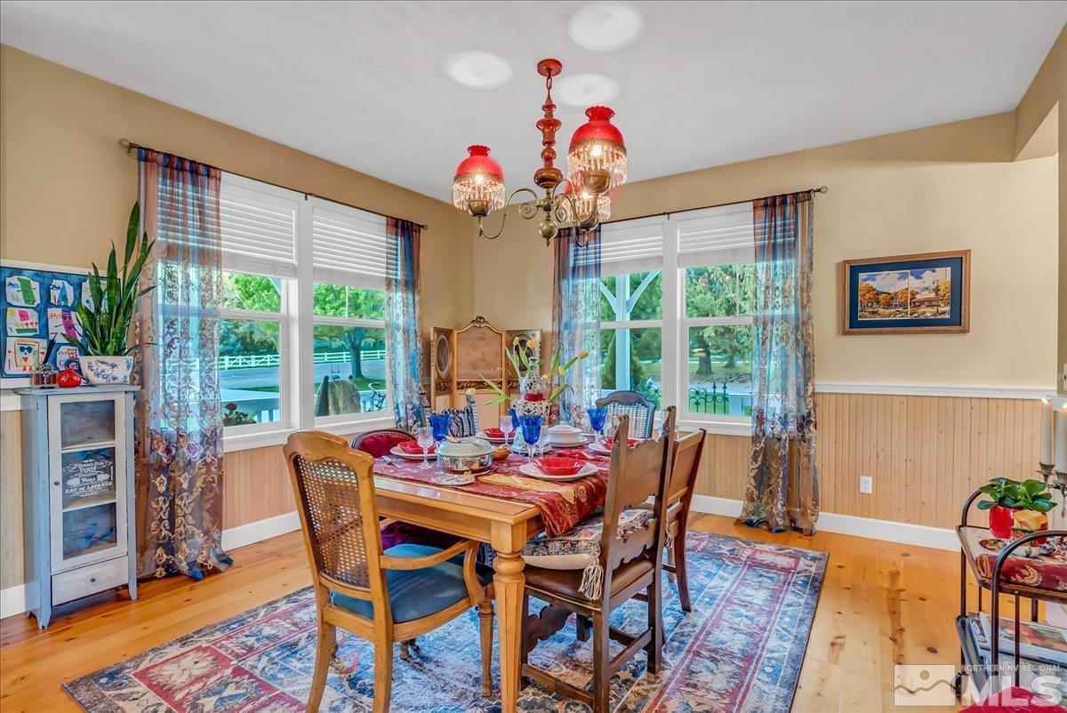 212 Foothill Meadows Court