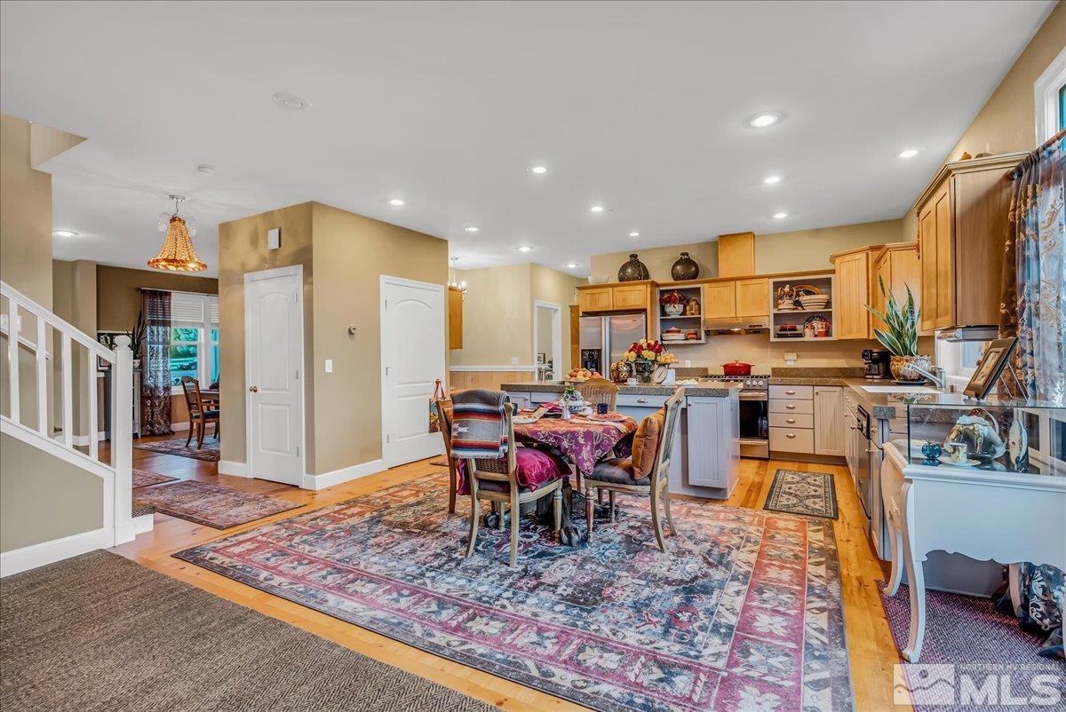 212 Foothill Meadows Court