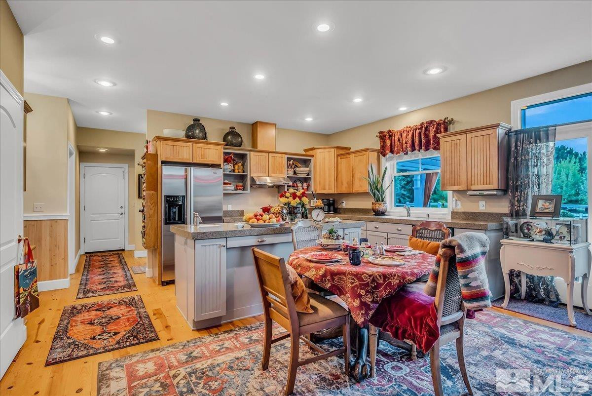 212 Foothill Meadows Court